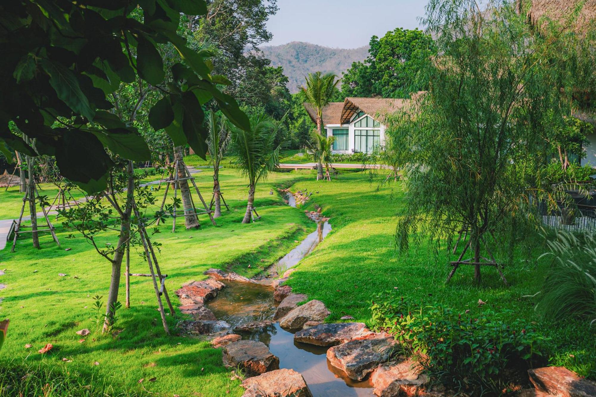 Villa De Leaf River Kaeng Krachan Phetchaburi Exterior photo